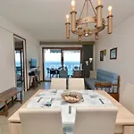 Apartamento Europalace 84 *